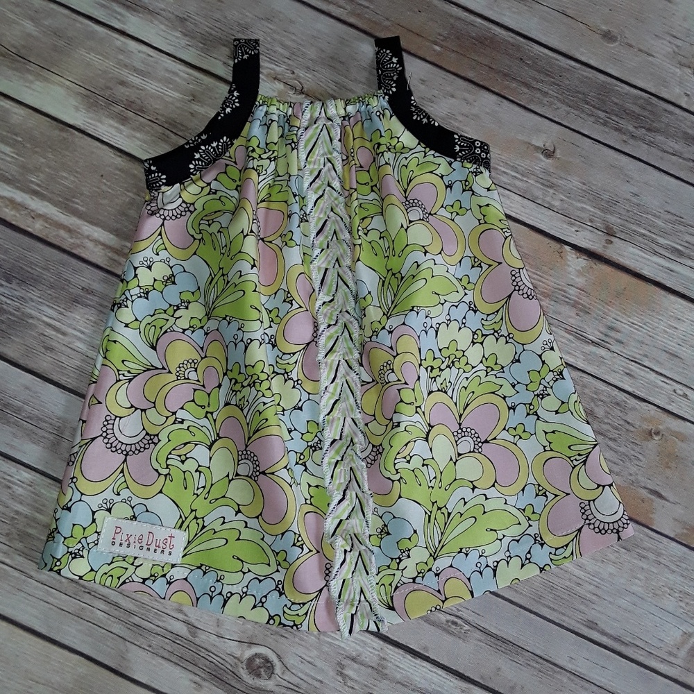 Two-piece sets sundress & diaper cover sz. 6/9 mos - Picture 3 of 4